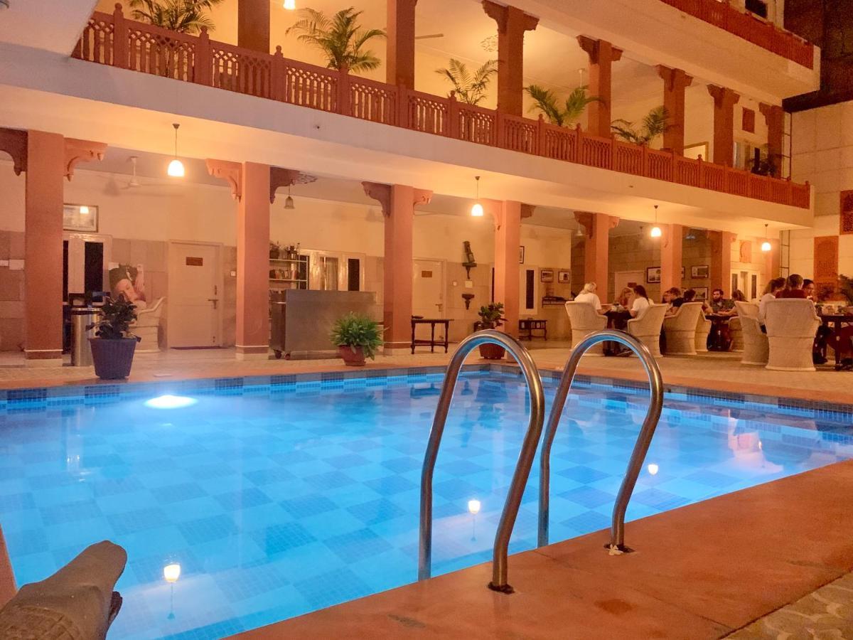 Suryaa Villa - A Boutique Heritage Hotel Dzsaipur Kültér fotó