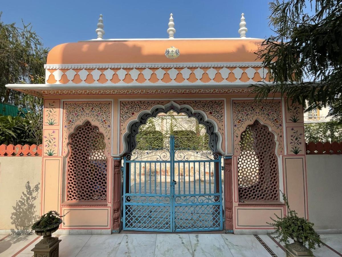 Suryaa Villa - A Boutique Heritage Hotel Dzsaipur Kültér fotó