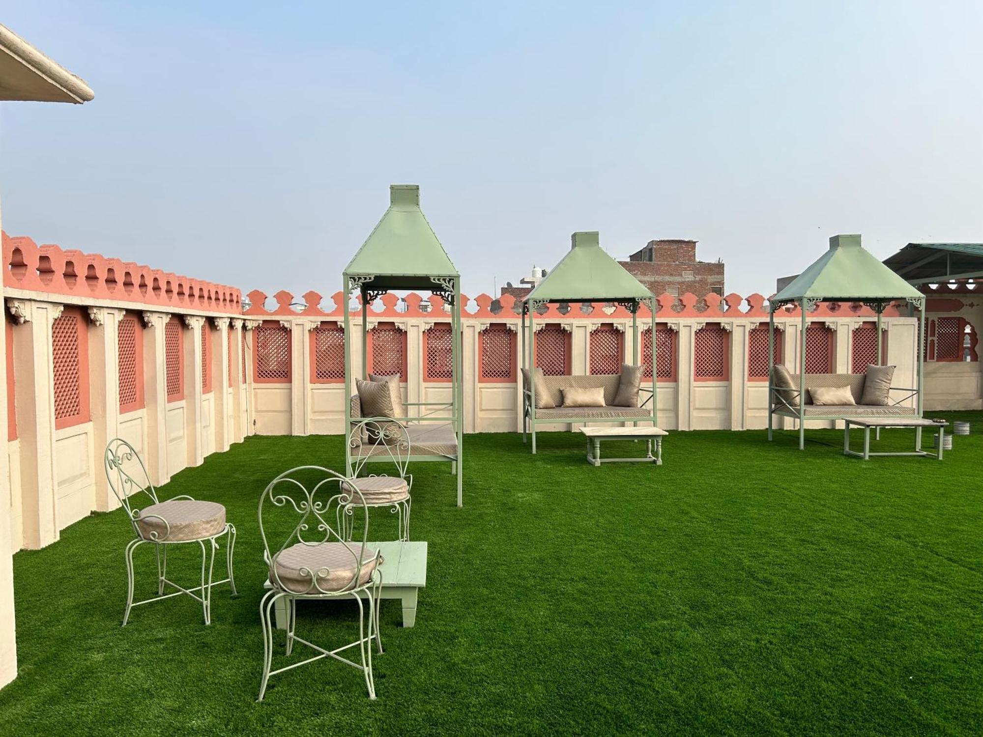 Suryaa Villa - A Boutique Heritage Hotel Dzsaipur Kültér fotó