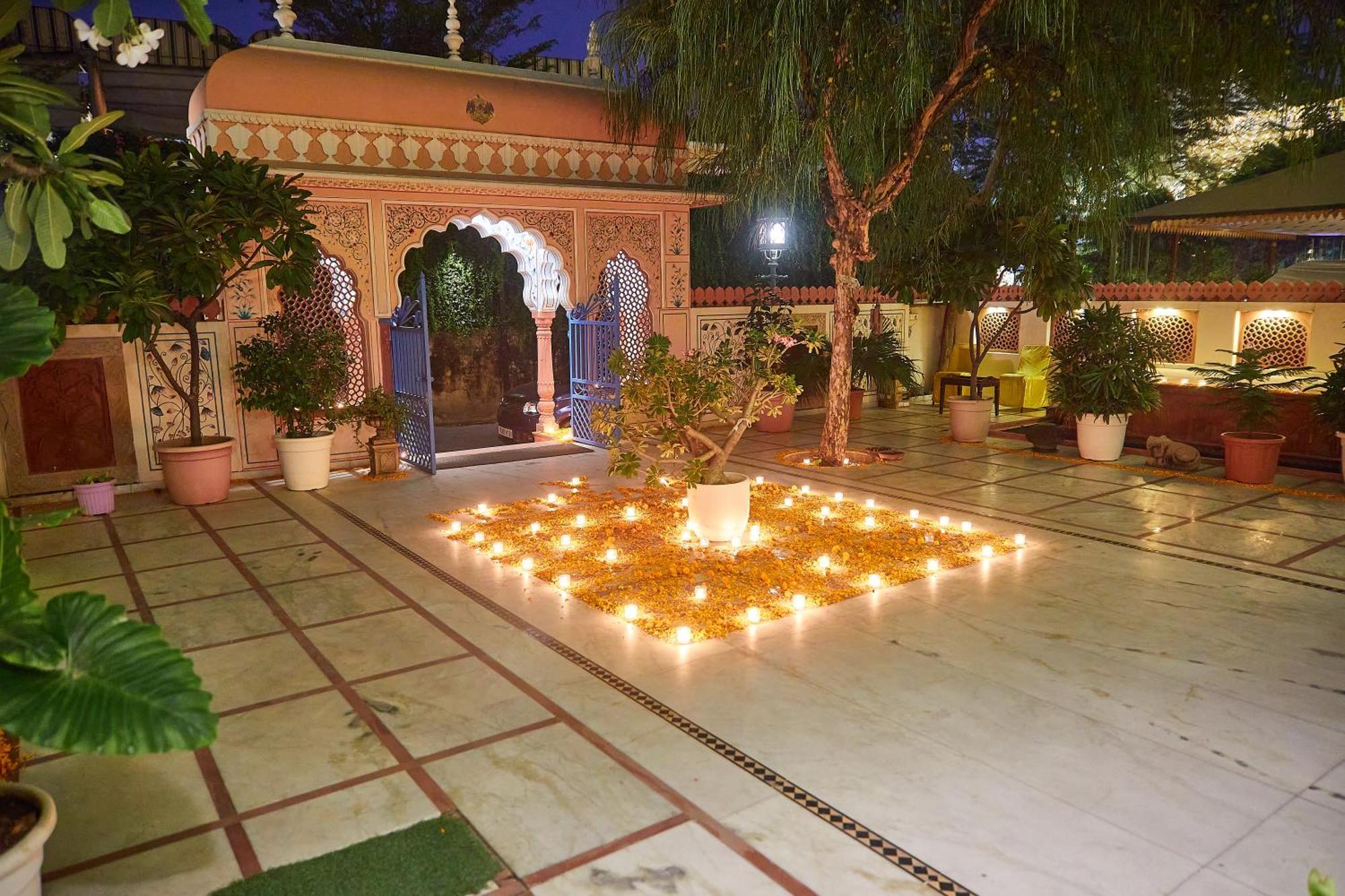 Suryaa Villa - A Boutique Heritage Hotel Dzsaipur Kültér fotó